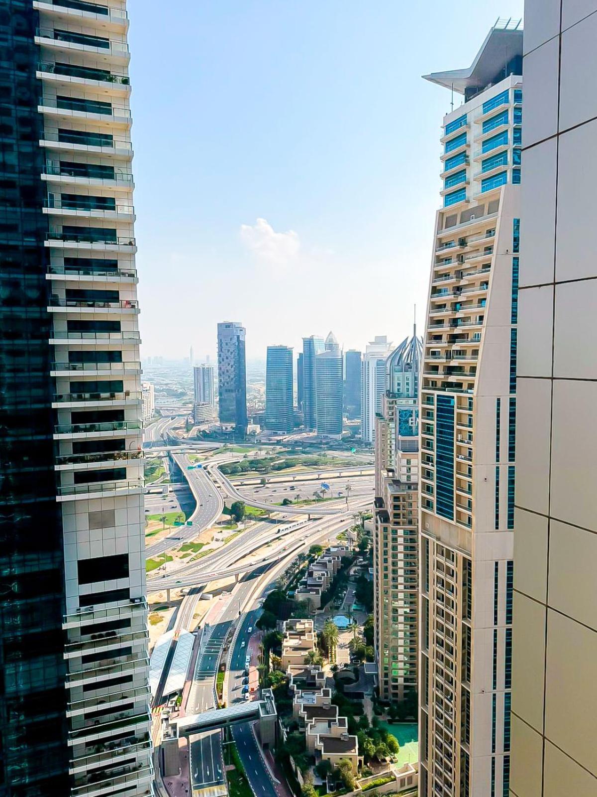 Dubai Marina - Marina Pinnacle Tower Bagian luar foto